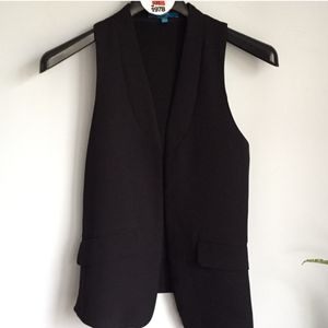 Black vest